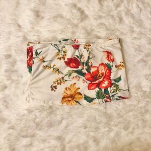 🌼 3 for 25$🌼 Floral tube top